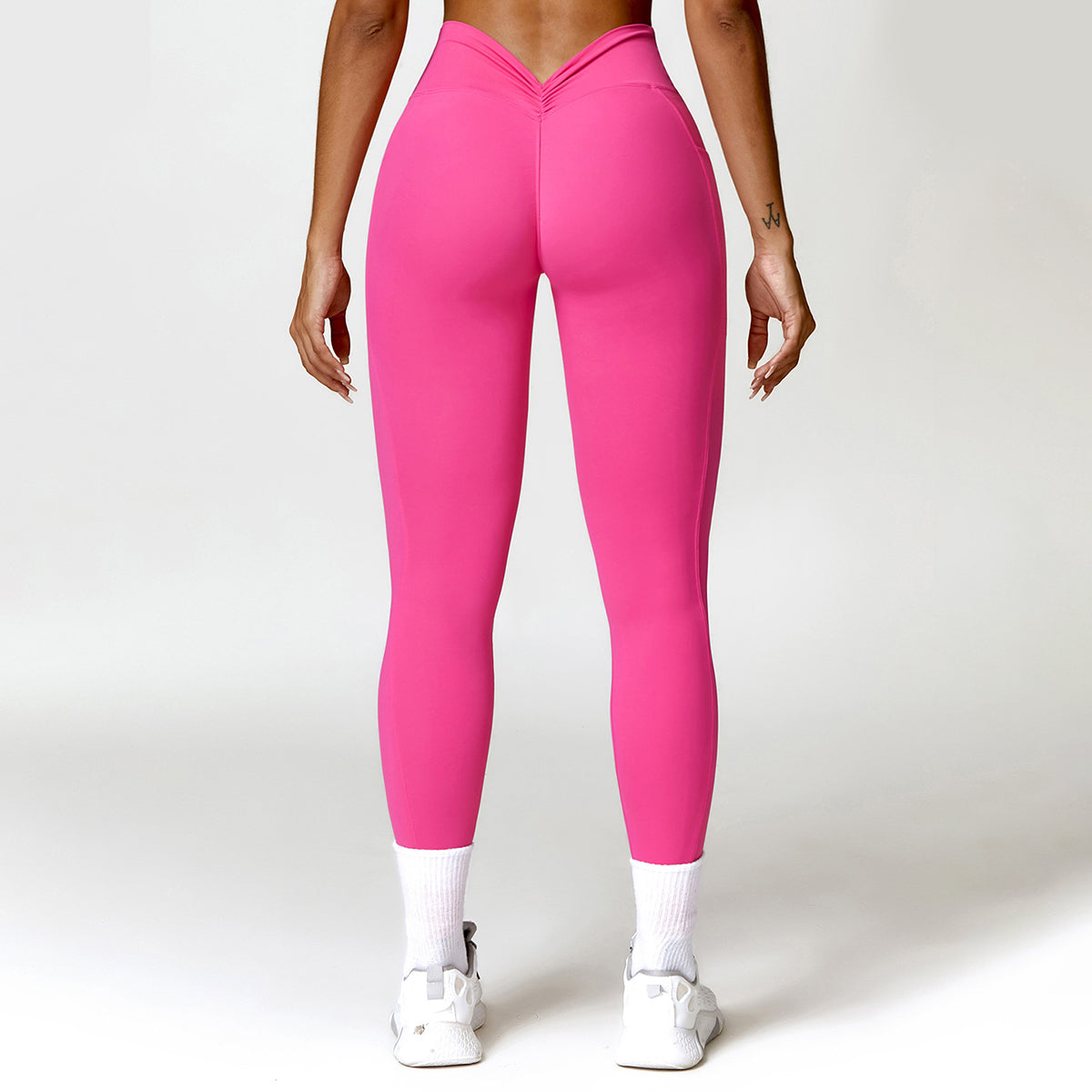 V-back Ruched Leggings - Brice