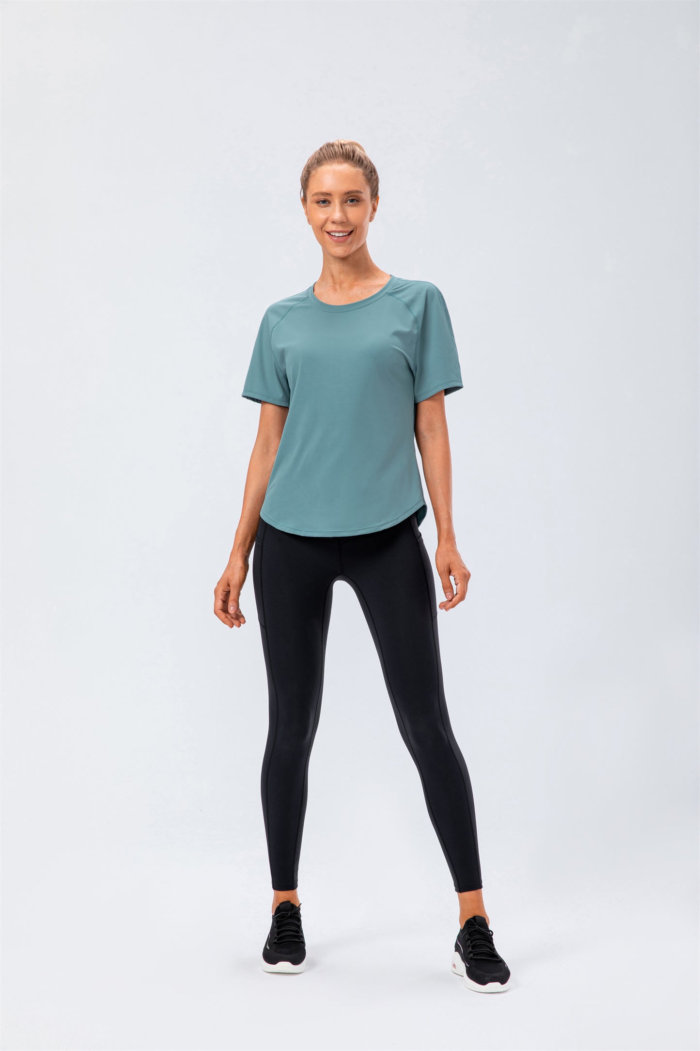 Short Sleeve Curved Hem Sports Top- Twinkle