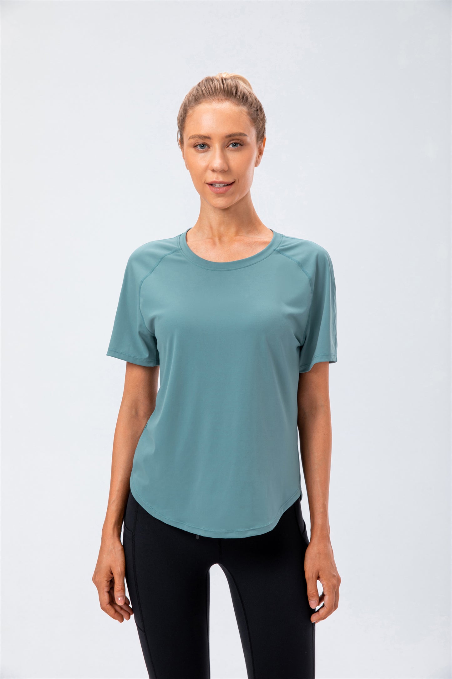 Short Sleeve Curved Hem Sports Top- Twinkle