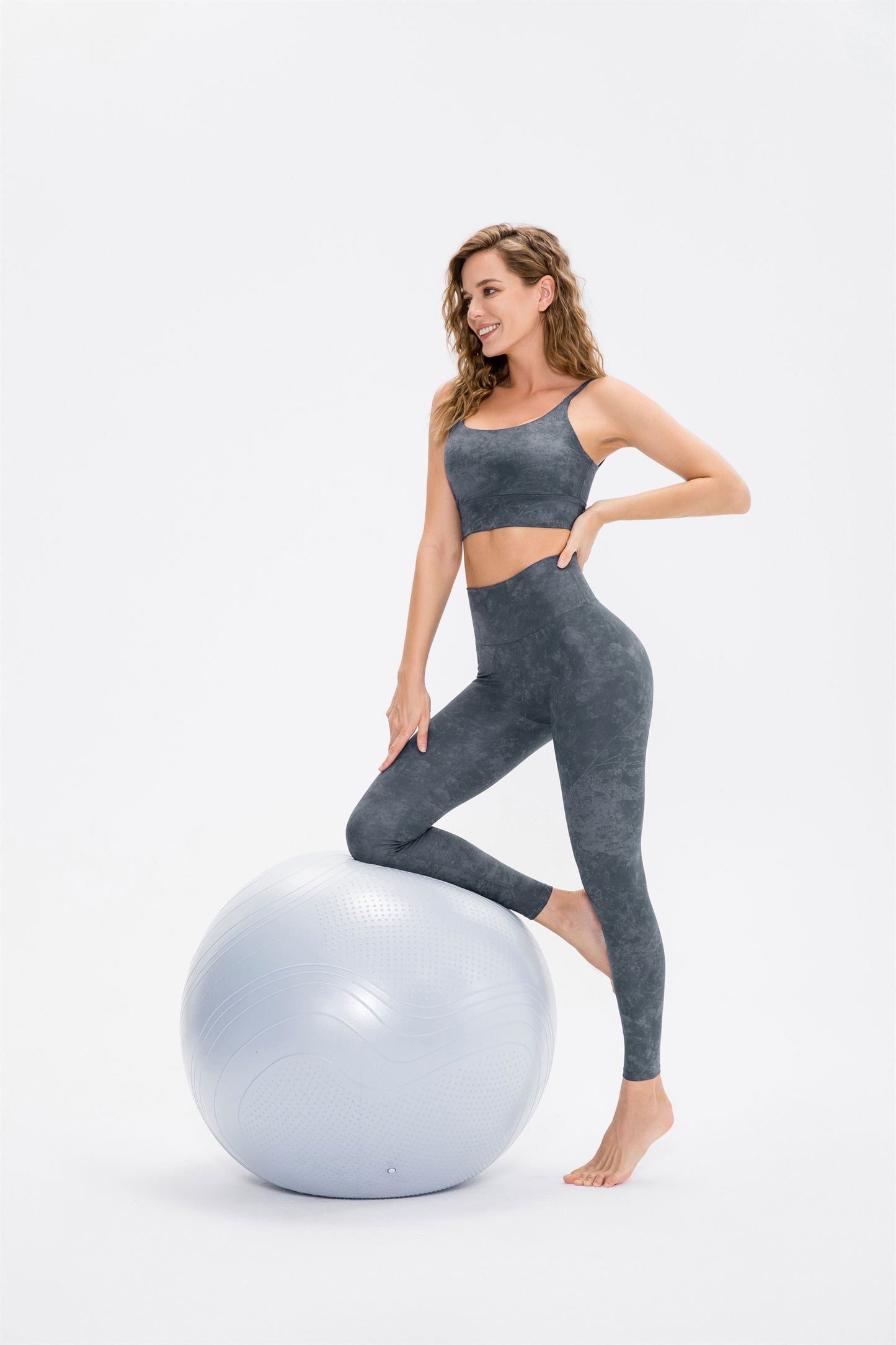 Sports Bra & leggings Set- Persist