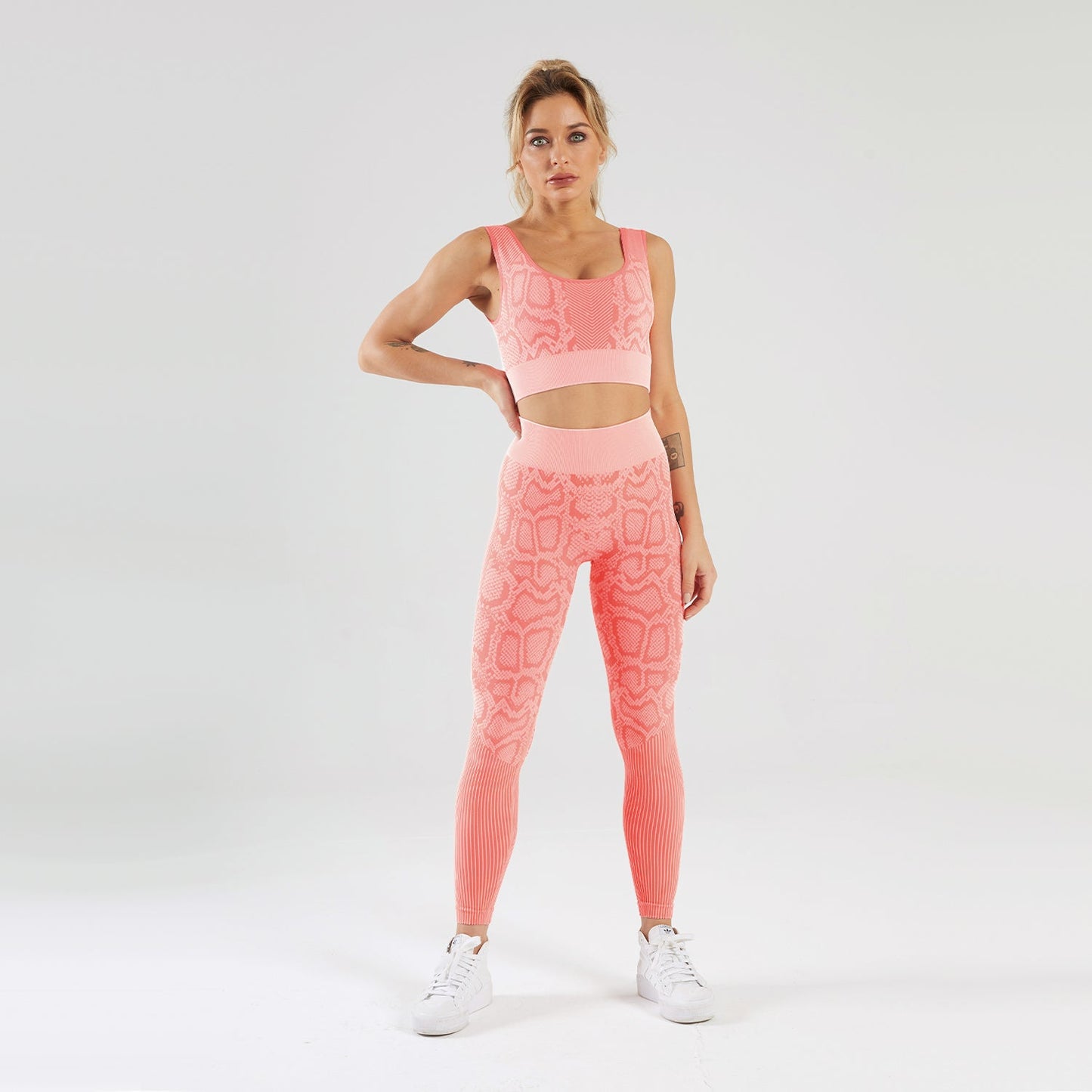 Seamless Gym Yoga Set Sports Bra & Leggings Snake Print for Women