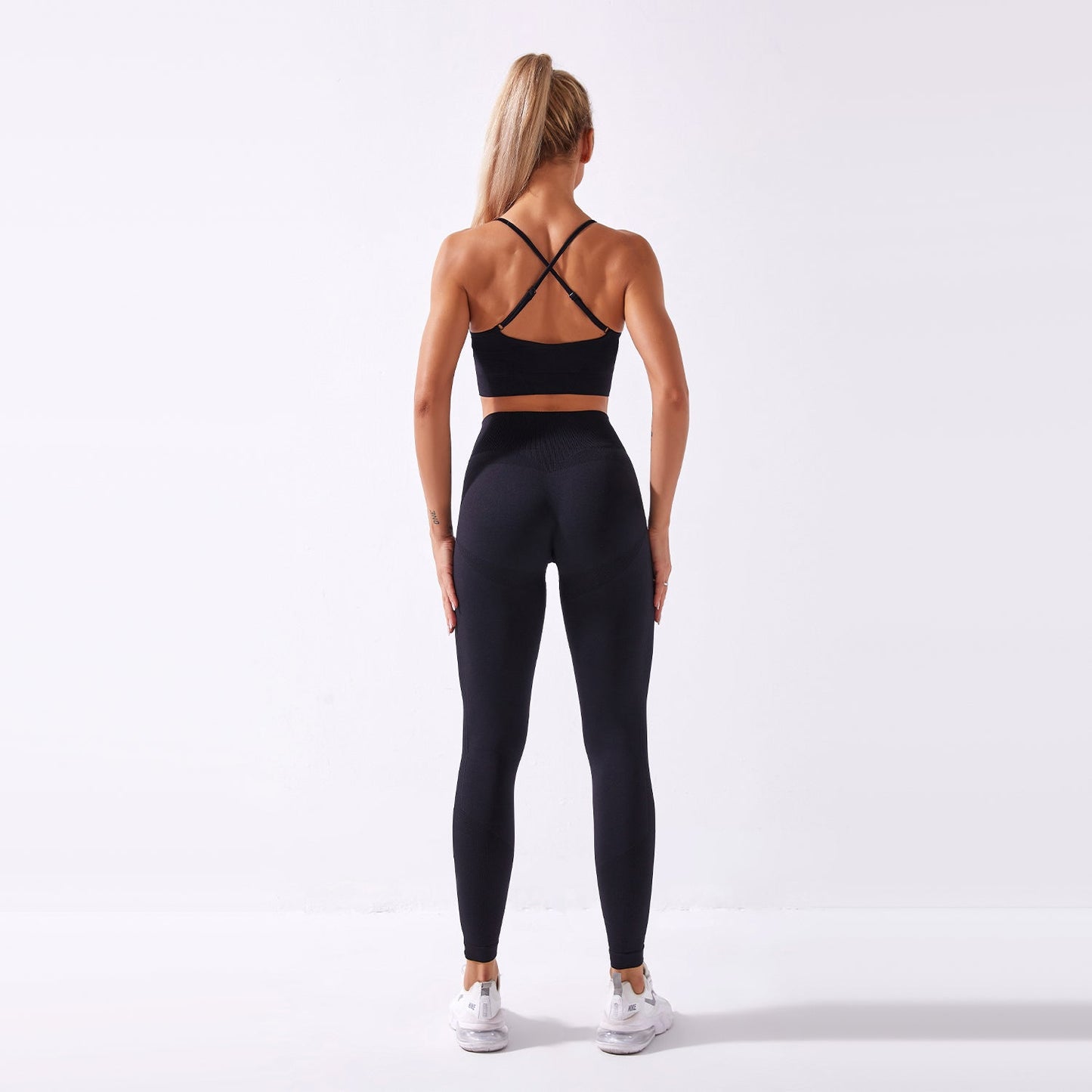 Seamless Gym Yoga Set Sports Bra & Leggings for Women