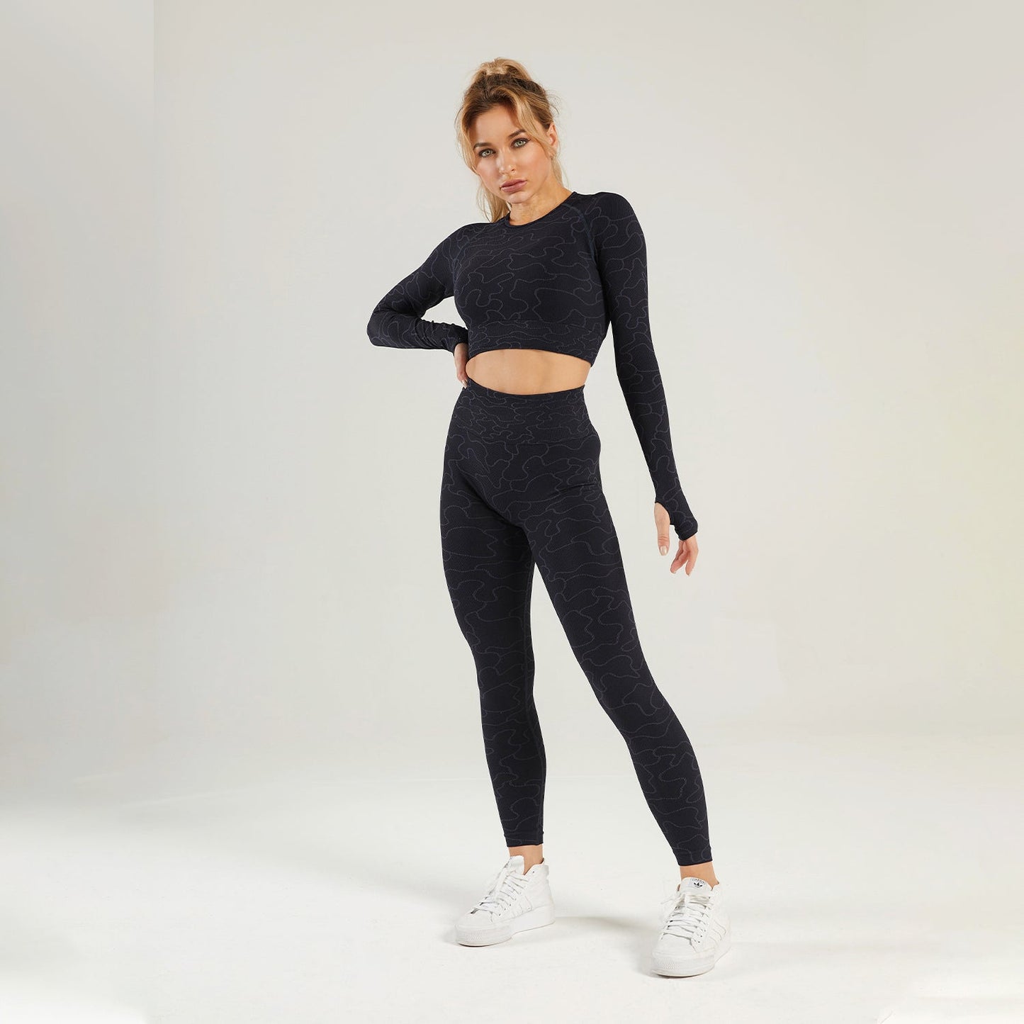 Seamless Gym Yoga Set Striped Long Sleeve & Leggings for Women