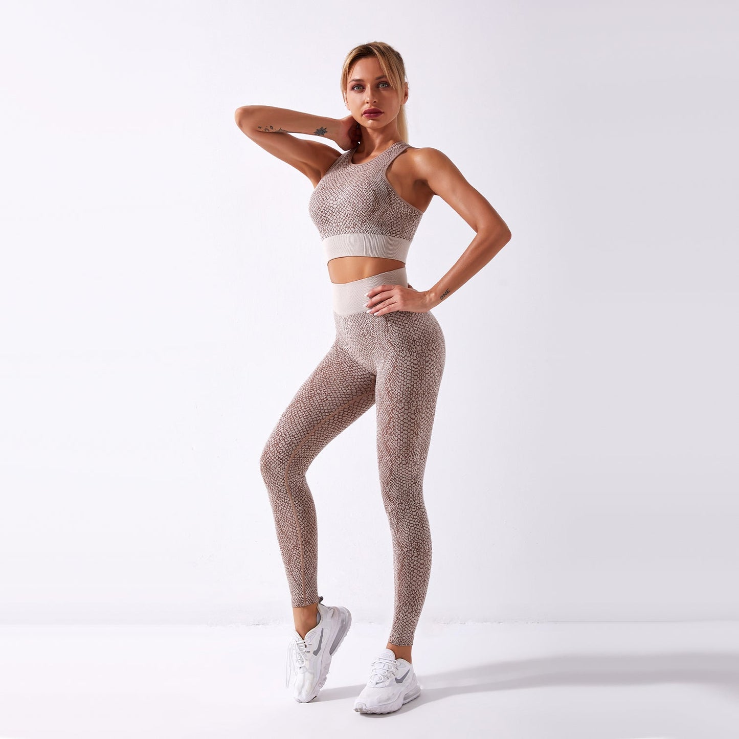 Seamless Gym Yoga Set Sports Bra & Leggings Snake Print for Women