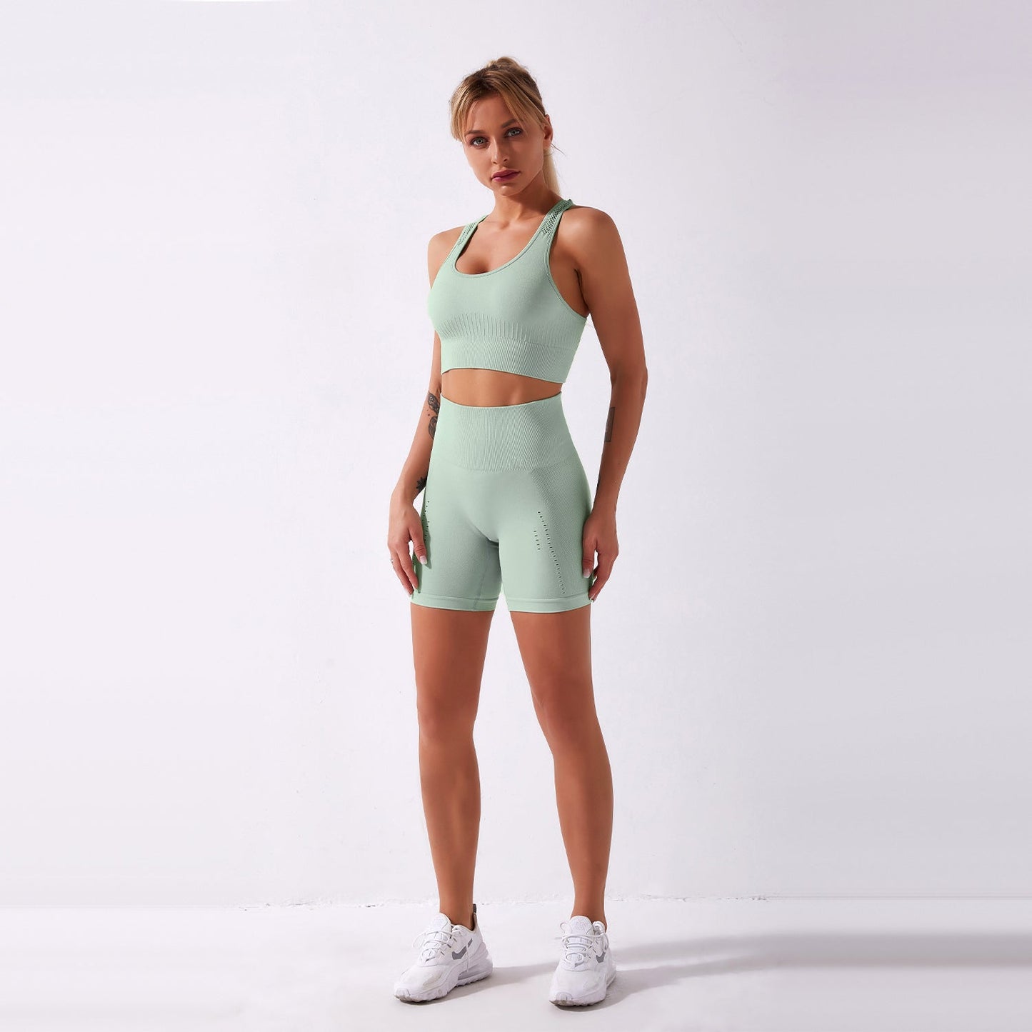 Seamless Gym Yoga Set Sports Bra & Shorts for Women